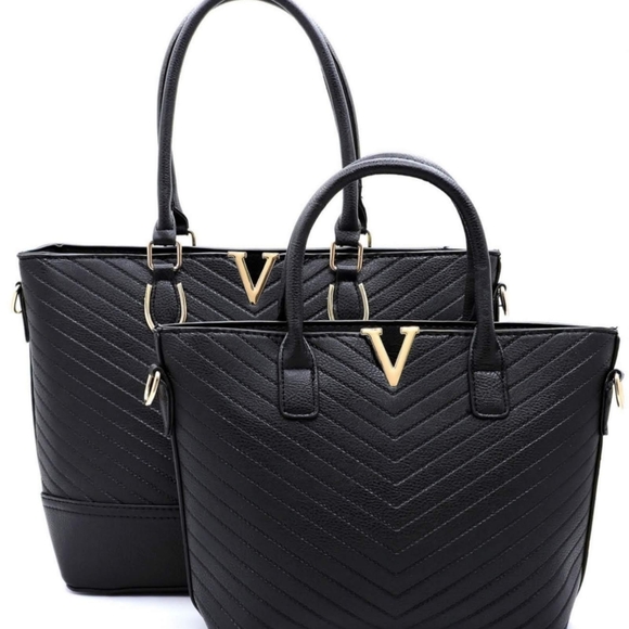 Purses - Picture 2 of 3